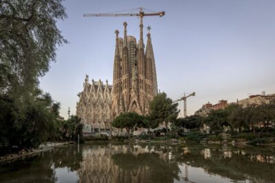 Barcelona: Sagrada Familia Entry Ticket with Audio Guide - The time slot rule: the part that most affects your day