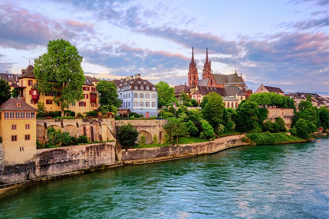 Basel Scavenger Hunt and Highlights Self Guided Audio Tour - Audio, Text, and Local Tips: What the Phone Adds (and What It Doesn’t)