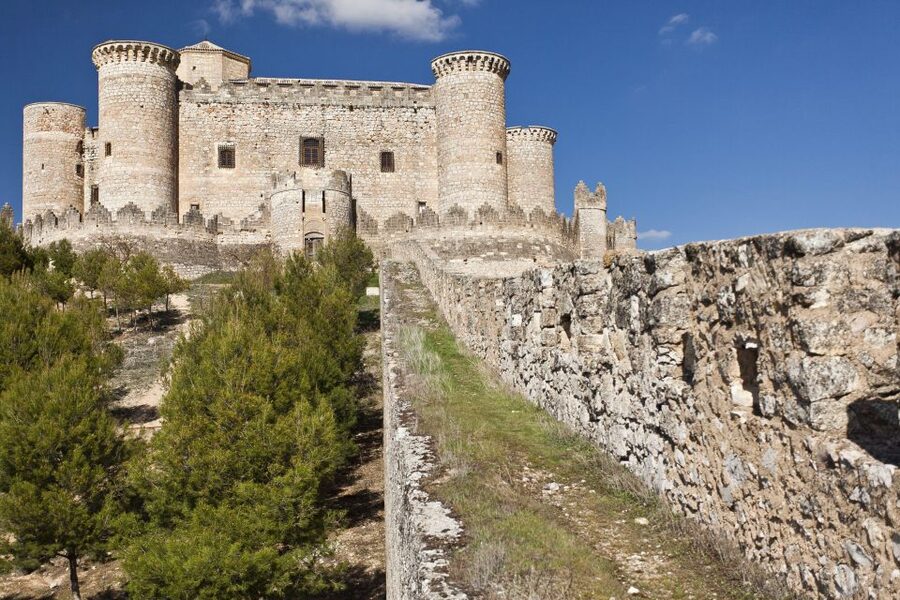 Belmonte Castle Entry Ticket with Audio Guide - Gothic Mudejar coffered ceilings and the bestiary detail you don’t want to miss