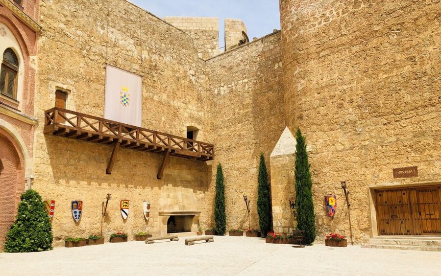 Belmonte Castle Entry Ticket with Audio Guide - The reception hall film and the armoury level with dungeons below