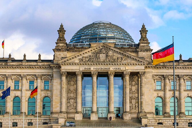 Berlin Walking Tour with Audioguide on Your Smartphone - Holocaust Memorial and Führerbunker: Two Stops, Two Different Weights