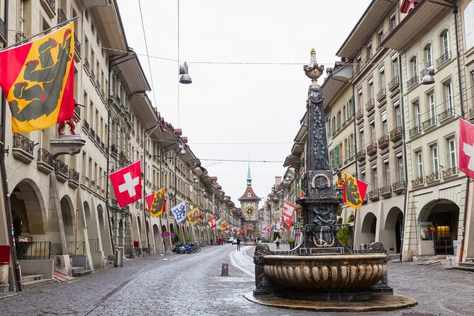 Bern Scavenger Hunt and Highlights Self Guided Audio Tour - Weather, footwear, and the outdoors-only reality