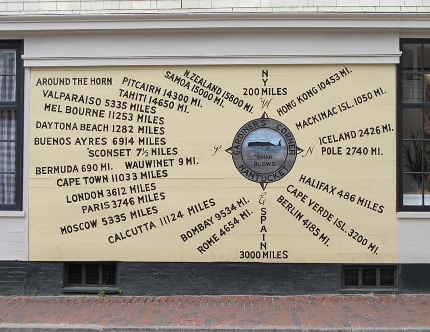Beyond the Cobblestones Self Guided Audio Tour of Nantucket - Starting outside the Whaling Museum: quick context, then a nudge inside
