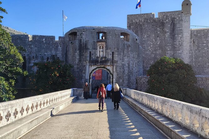 Beyond the Walls: A Historical Dubrovnik Audio Tour - Franciscan Monastery Museum: quieter walls, calmer pacing