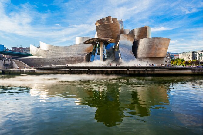 Bilbao Scavenger Hunt and Highlights Self Guided Audio Tour - Mercado de La Ribera: finish with the city’s daily pulse