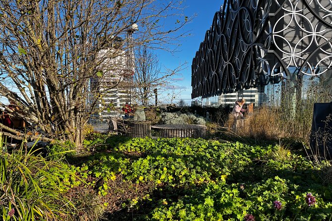 Birmingham Private Self-Guided Walking Tour - St Philip’s Cathedral Garden: Anglican Roots in a City Center Pause