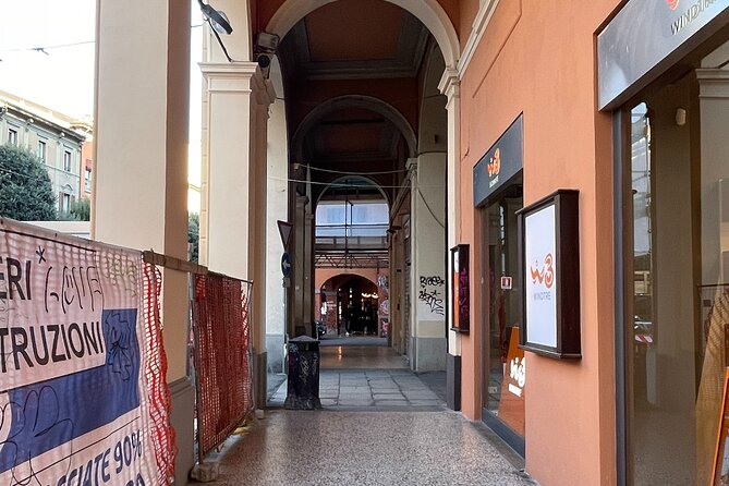 Bologna: A Self-Guided Audio Tour from Porta Galliera to Le Tre Frecce - Start at Porta Galliera: 1848 rebellion and the Austrian retreat