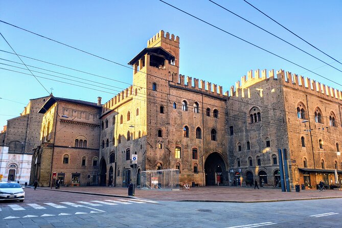 Bologna Murder Mystery: Self-Guided City Quest - Should you book the Bologna Murder Mystery self-guided quest?