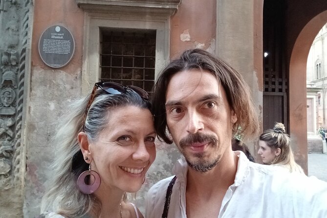 Bologna Murder Mystery: Self-Guided City Quest - Where you start and where you finish in Bologna