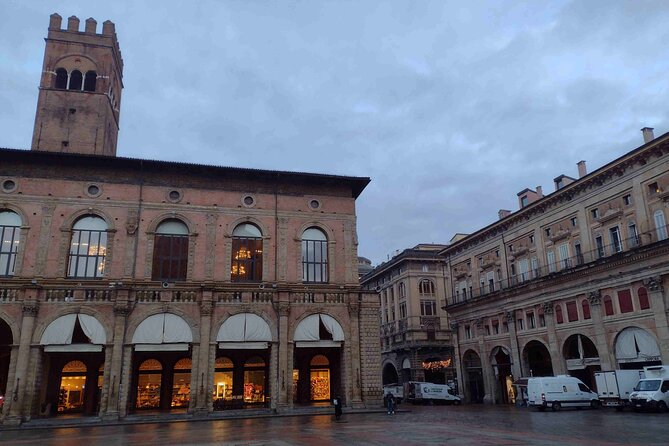 Bologna's Ancient and Recent History: A Self-Guided Audio Tour - Piazza Maggiore to San Petronio Basilica’s largest sundial