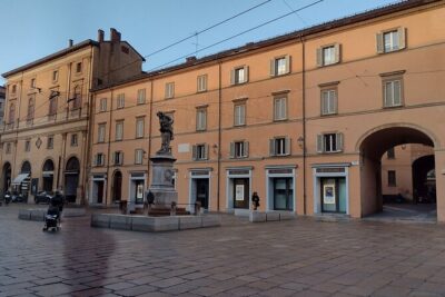 Bologna's Ancient and Recent History: A Self-Guided Audio Tour - Roxy Bar and Vasco Rossi’s Vita Spericolata detour