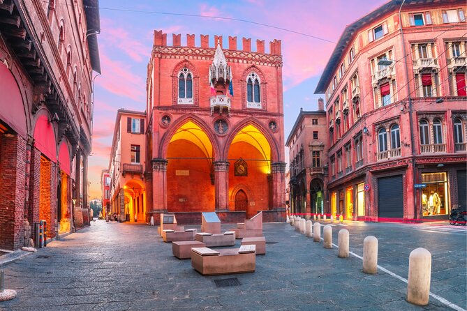 Bologna Scavenger Hunt and Highlights Self Guided Audio Tour - Stop-by-stop: what you’ll do at each Bologna landmark
