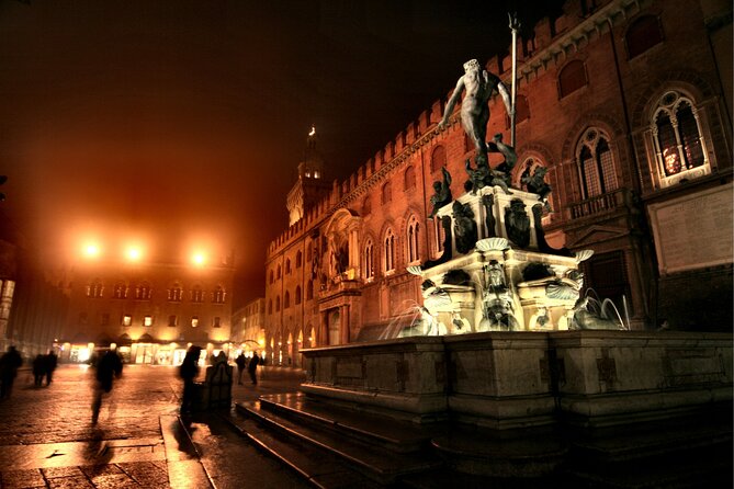 Bologna Scavenger Hunt and Highlights Self Guided Audio Tour - Help, flexibility, and weather reality