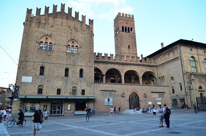 Bologna Secrets Quest: Self-Guided Hidden Gems Adventure - Quick hits before you go