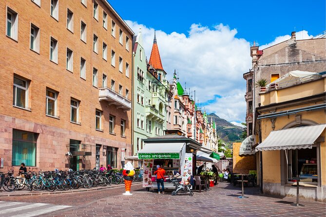 Bolzano Scavenger Hunt and Highlights Self Guided Audio Tour - Stop-by-stop: what you will see and how the puzzles help