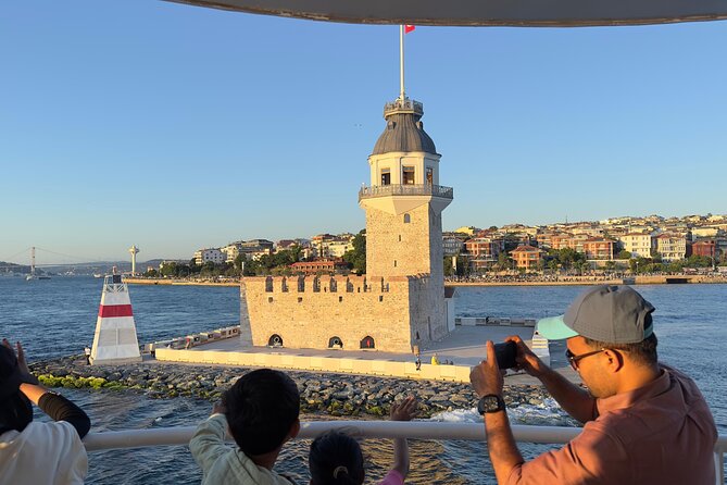 Bosphorus Daytime or Sunset Sightseeing Cruise & Audio Guide - Weather, deck comfort, and photo strategy