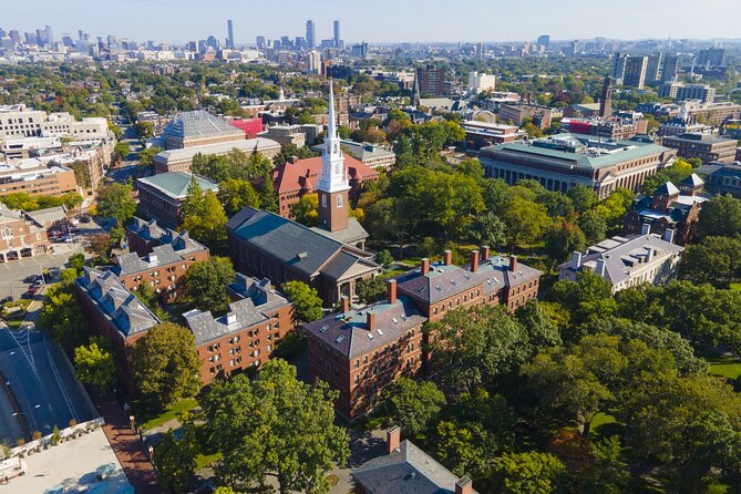 Boston Self-Guided Audio Tour Bundle: Freedom Trail & More - Freedom Trail essentials: Granary Burying Ground and the people behind the politics