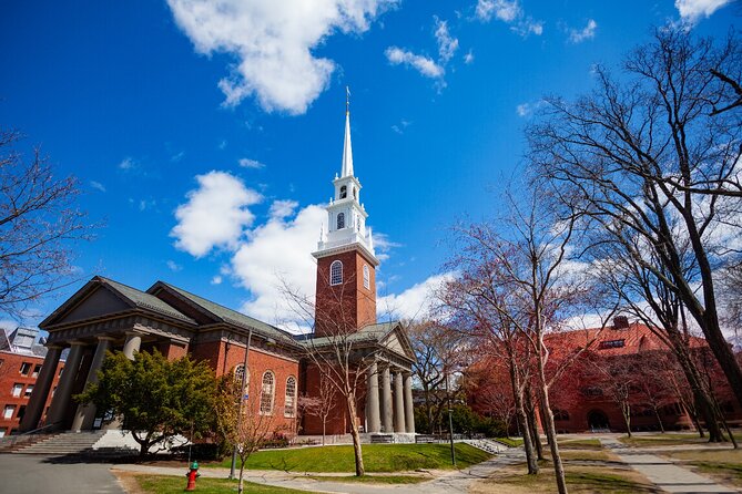 Boston Self-Guided Audio Tour Bundle: Freedom Trail & More - Old State House and the Massacre site: architecture and argument