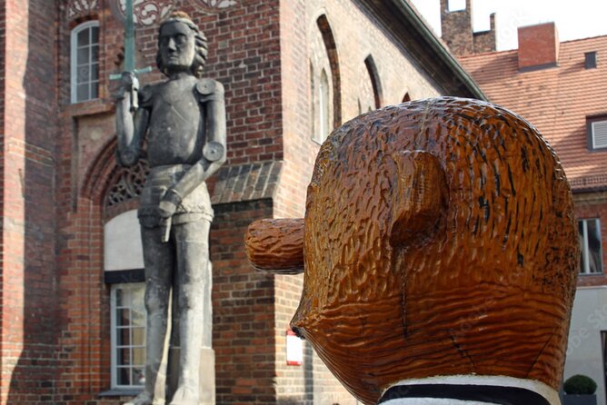 Brandenburg Scavenger Hunt and Sights Self-Guided Tour - Starting at Katharinenkirchpl.: Your Game Begins on Foot