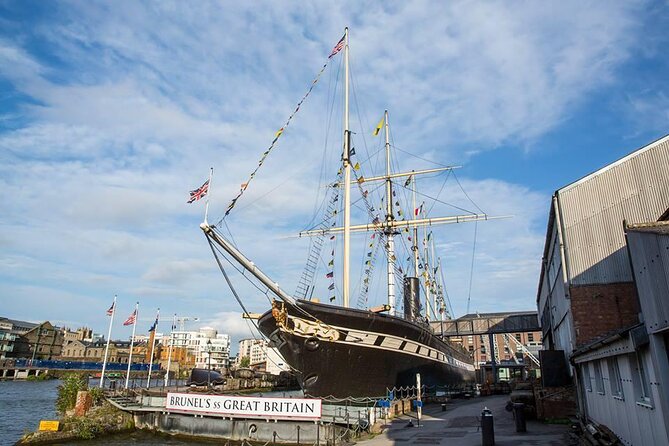Bristol Harbourside Self-Guided Walking Tour - Key points before you start