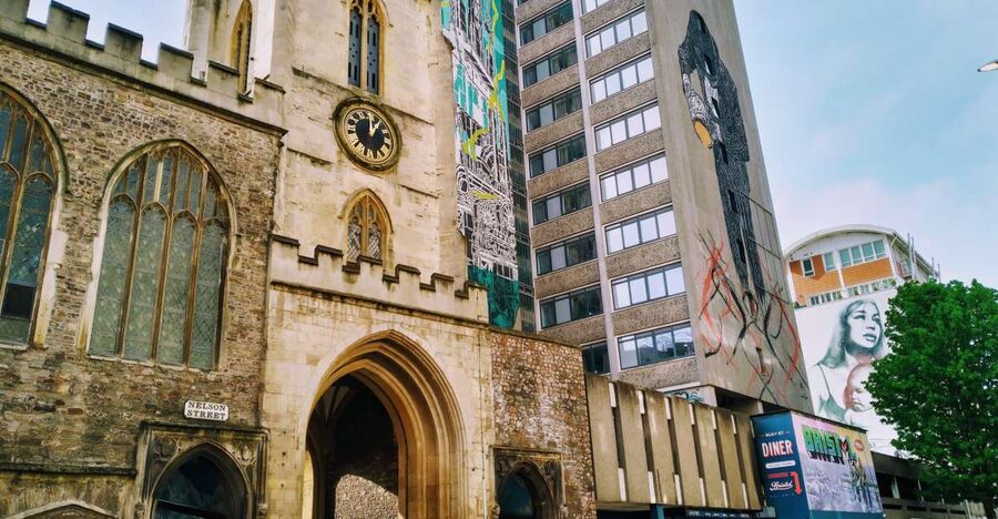 Bristol: Self-Guided Sightseeing Audio Tour - Entering Bristol Bridge and getting your bearings