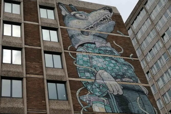 Bristol Street Art: Banksy Exploration Game and Tour - Stop 4: Banksy-style storytelling built into the clue