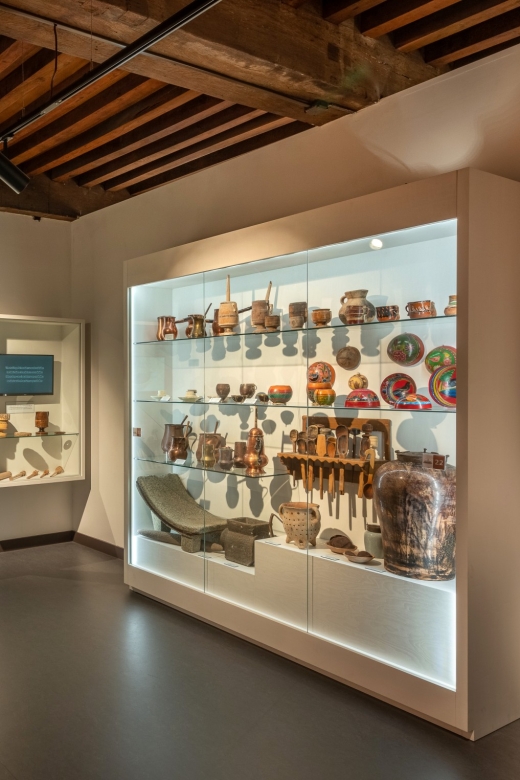 Bruges: Choco-Story Museum with Audio Guide and Tastings - Price and value: is $18 a fair deal for Bruges?