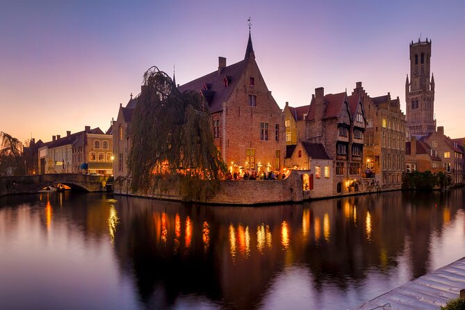 Bruges: City Walk with Audio Guide in 7 Languages on your Phone - Grote Markt: the beating heart of Bruges for your first listening session