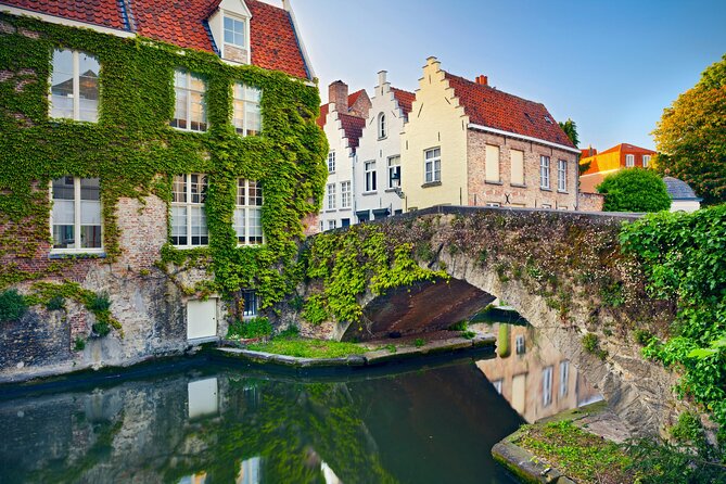 Bruges Scavenger Hunt and Highlights Self Guided Audio Tour - What’s included in the app (and how it helps you travel smarter)