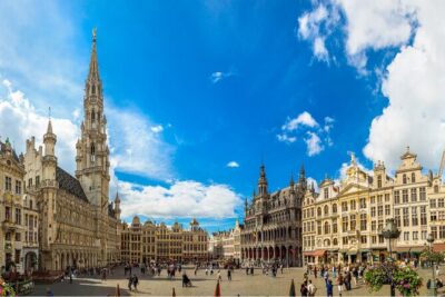 Brussels Old Town & Beer Secrets: Self-Guided Puzzle Walk - Moeder Lambic Fontainas and the Stock Exchange Square rhythm