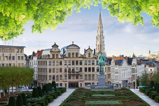 Brussels Scavenger Hunt and Highlights Self Guided Audio Tour - Stop-by-Stop: What You’ll Do at Each Brussels Landmark