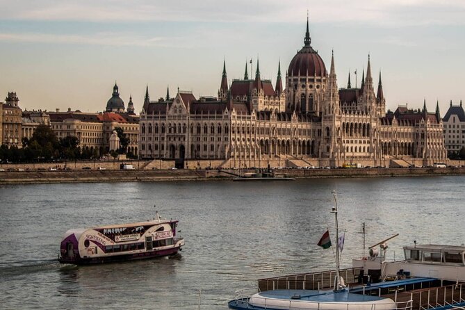 Budapest Audio Guide Cruise with Day, Sunset and Night Options - Petőfi Bridge to the National Theatre: architecture you might miss on foot