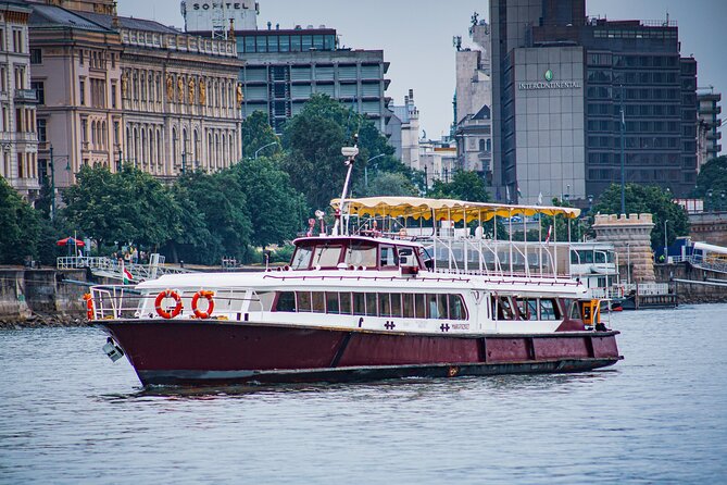 Budapest Audio Guide Cruise with Day, Sunset and Night Options - Margaret Bridge and Chain Bridge: two looks, one memorable corridor