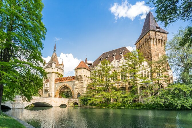 Budapest: City Park Self-Guided Walking Tour - Anonymus Szobor: The Short Detour That Keeps the Walk Interesting