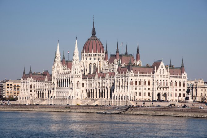 Budapest Guided City Tour and Danube Cruise Audio Guide - Heroes’ Square: history cues plus a museum stop you can skim