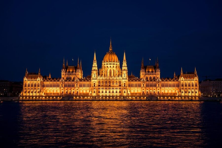 Budapest: Parliament Building Entry Ticket and Audio Guide - Key things to know before you go