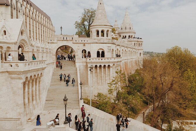 Budapest Scavenger Hunt and Highlights Self Guided Audio Tour - Audio guide tips and the local flavor you actually use