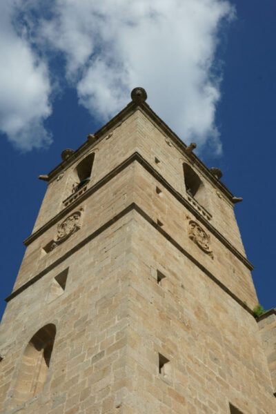 Cáceres: Concathedral of Santa Maria Ticket with Audio Guide - Using the audio guide: your best move for faster understanding