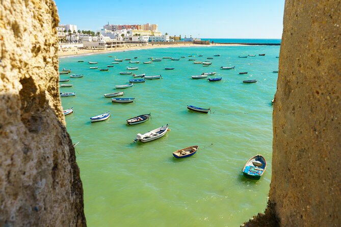 Cadiz: City Walk with Audio Guide in 7 Languages on your Phone - Why Cádiz feels like a walking story (Una Taza de Plata)