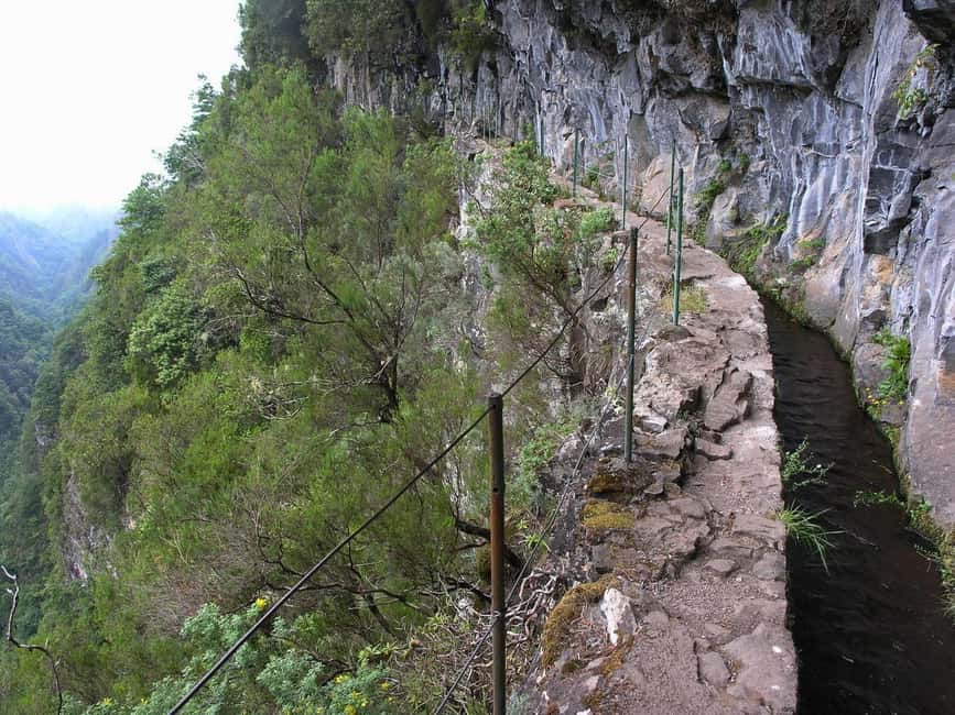Caldeirão Verde: Queimadas PR9 Transfer and Self-Guided Hike - Key things to know before you go