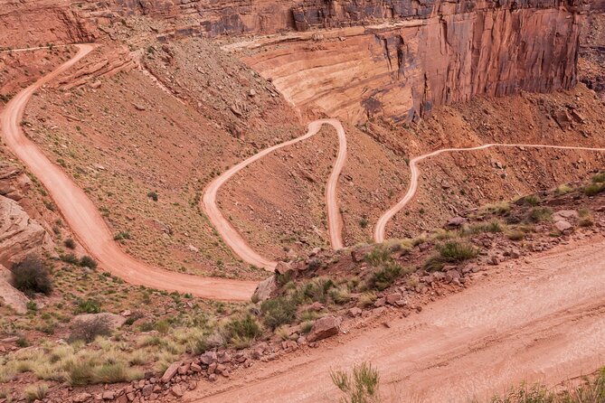 Canyonlands National Park Self-Guided Driving Audio Tour - White Rim: stunning views with a serious off-trail warning