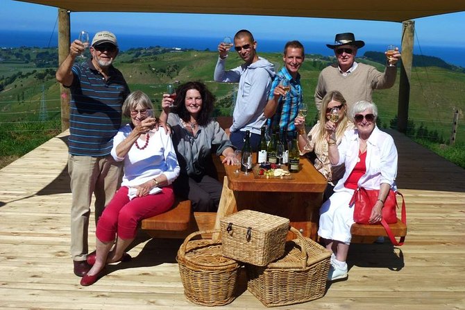 Cape Winery Cycle Tour - 6 wineries, self-guided - The ride: 16 km of marked trails, photo stops, and quiet confidence