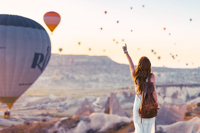 Cappadocia Sunrise Hot Air Balloon Watching Tour With Audio Guide - Stop 3: Göreme Panorama for a Wide Final Look