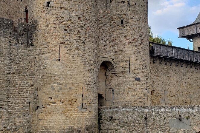 Carcassonne 's Medieval Walls: A Self-Guided Tour - The Château Comtal (Château et Remparts): where castle and wall become one defense