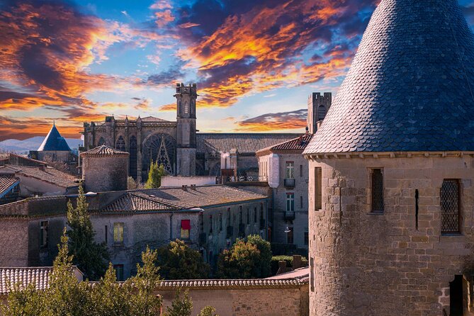 Carcassonne Walking Tour with Audioguide on Your Smartphone - Pont Vieux: Medieval Stone With Big River Views