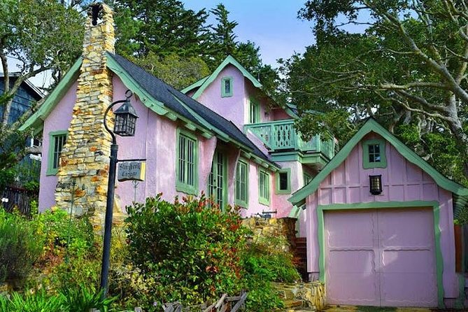 Carmel-by-the-Sea's Fairytale Houses: A Self-Guided Walking Tour - VoiceMap in your pocket: how this self-guided walk really works