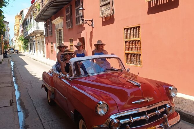 Cartagena Luxury Classic Car Tour + Bilingual Historian Guide - The Luxury Classic Car Experience: Comfort, Weather, and That Old-Car Feel
