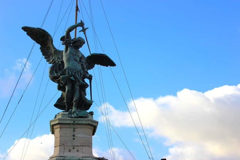 Castel Sant'Angelo Skip-the-Line Entry & Optional Audioguide - How the audio guide works (and when to spend the extra)