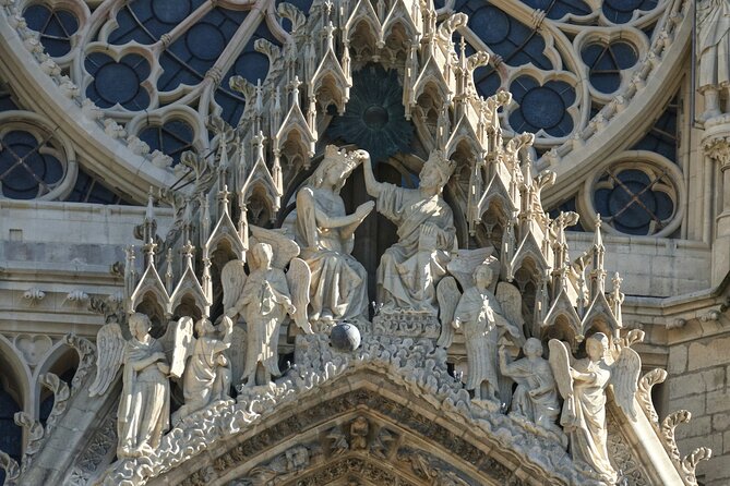 Cathedral of Notre Dame de Reims Self-Guided Tour with Mobile App - Using the app inside the church: audio, maps, and offline prep