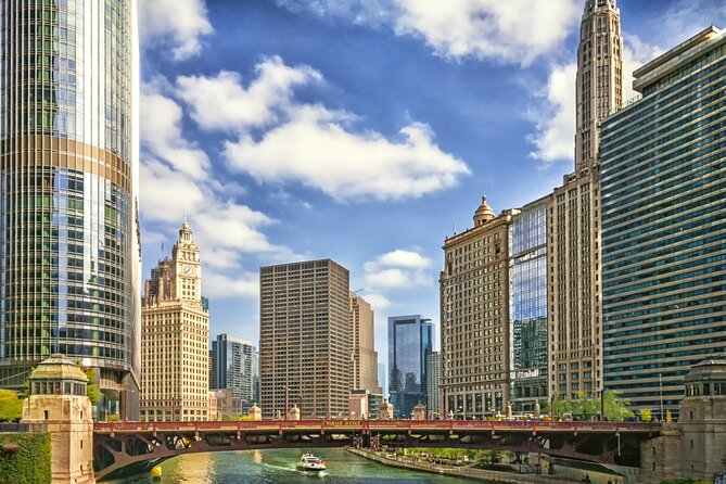 Chicago Riverwalk Self-Guided Walking Tour - Who this self-guided Riverwalk walk suits best